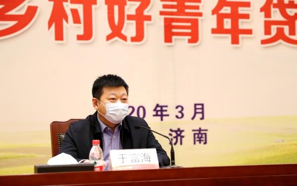 于主任_副本