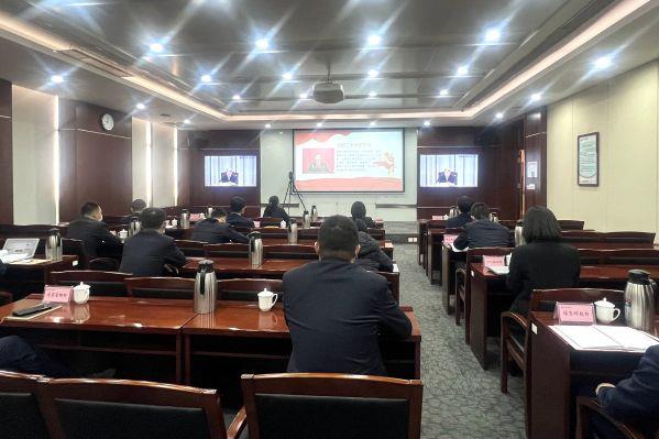 青岛农商银行收听收看全省农商银行2022年第三期“农信大讲堂”暨党的二十大精神宣讲报告会